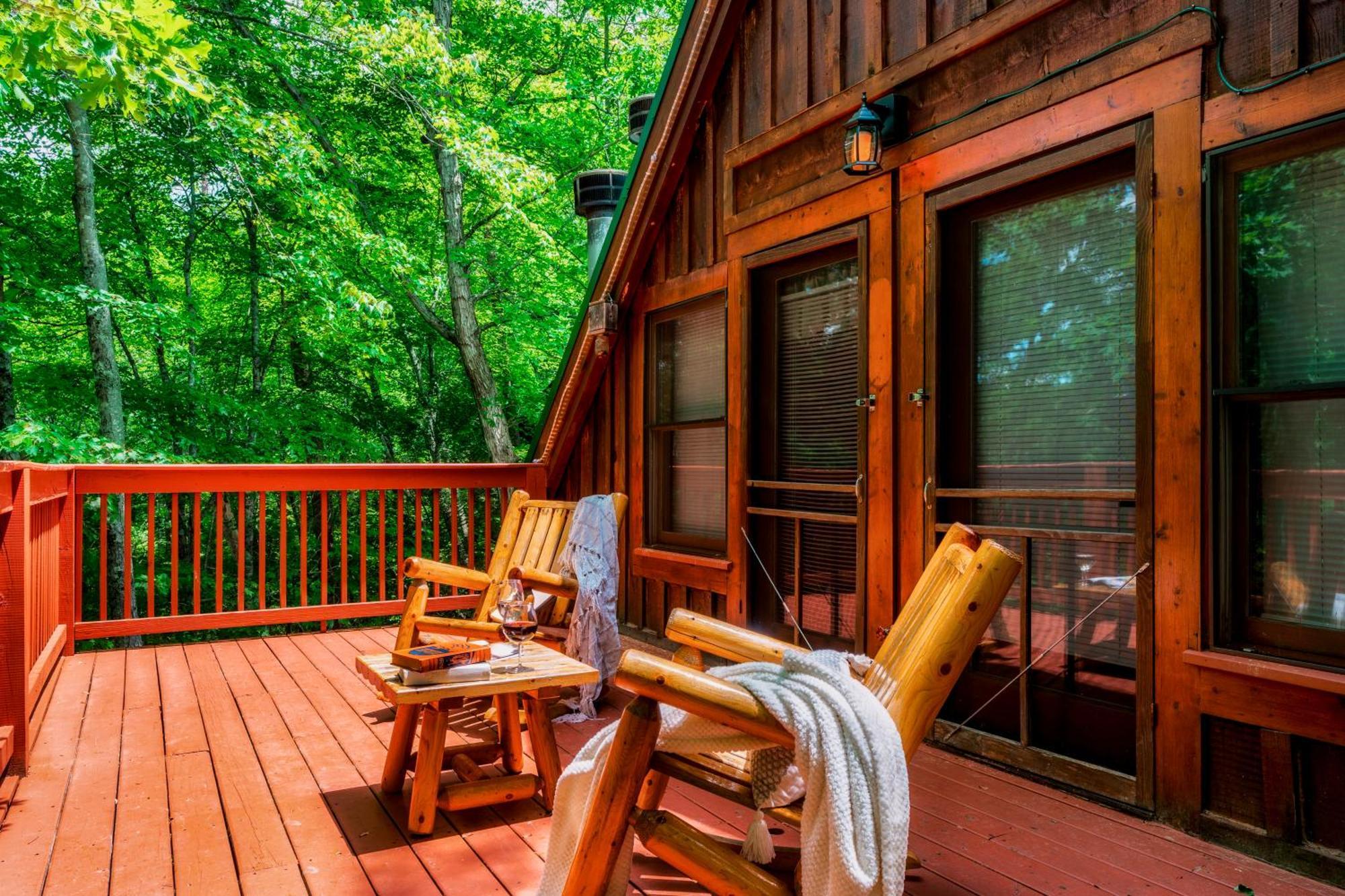 Cabin In A Gated Resort With Seasonal Resort Pool 비둘기 포지 외부 사진