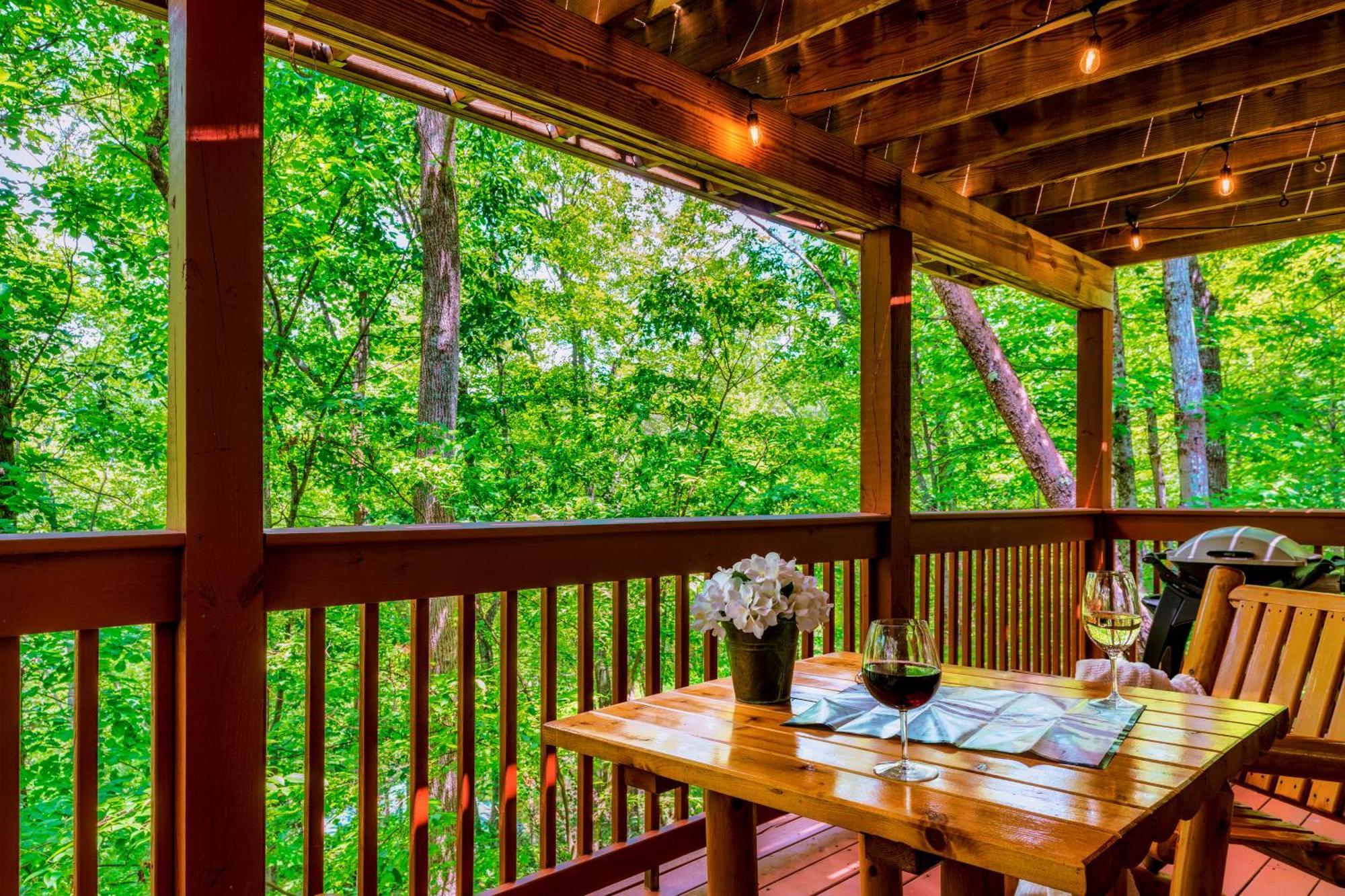 Cabin In A Gated Resort With Seasonal Resort Pool 비둘기 포지 외부 사진