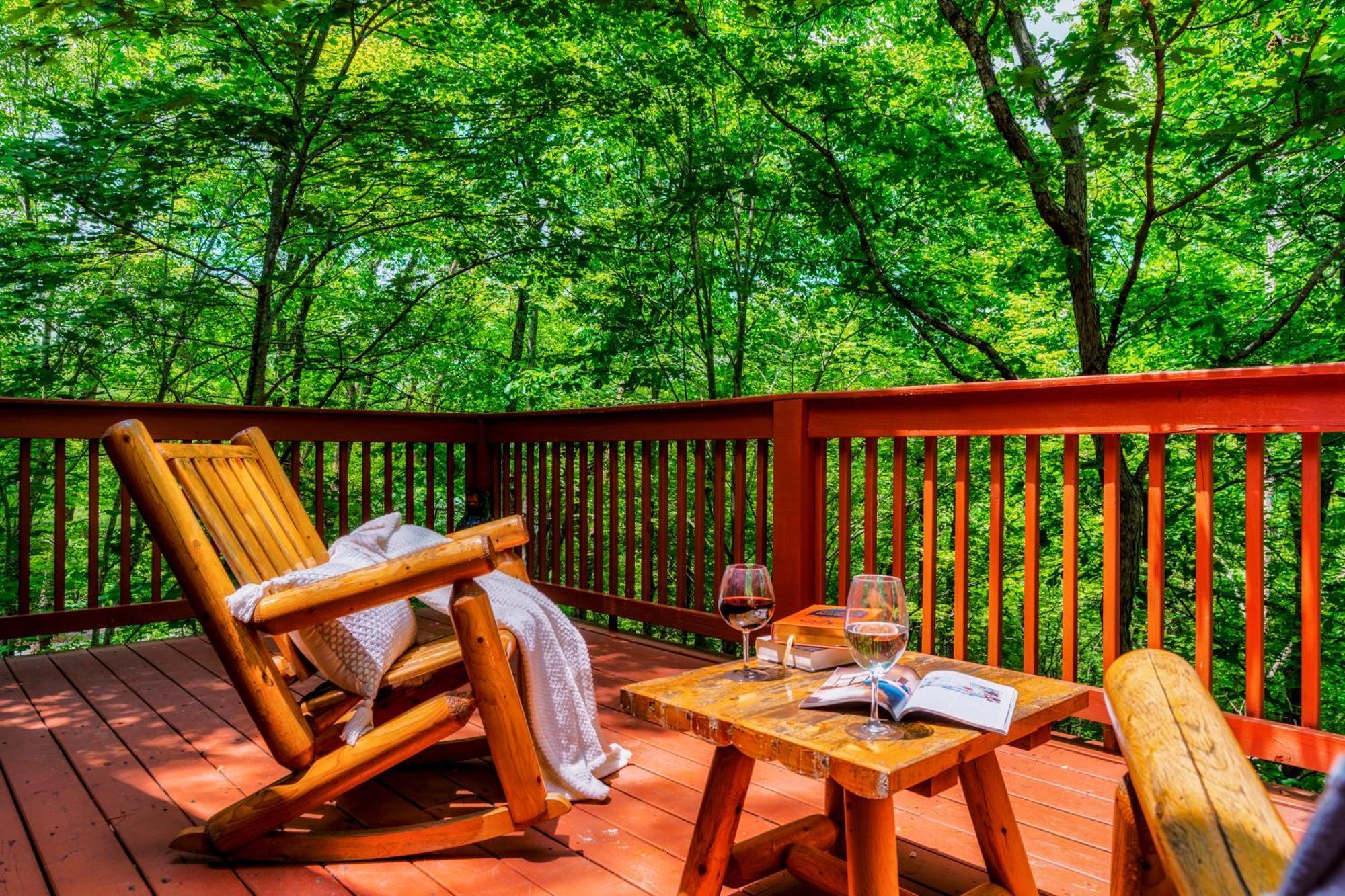 Cabin In A Gated Resort With Seasonal Resort Pool 비둘기 포지 외부 사진