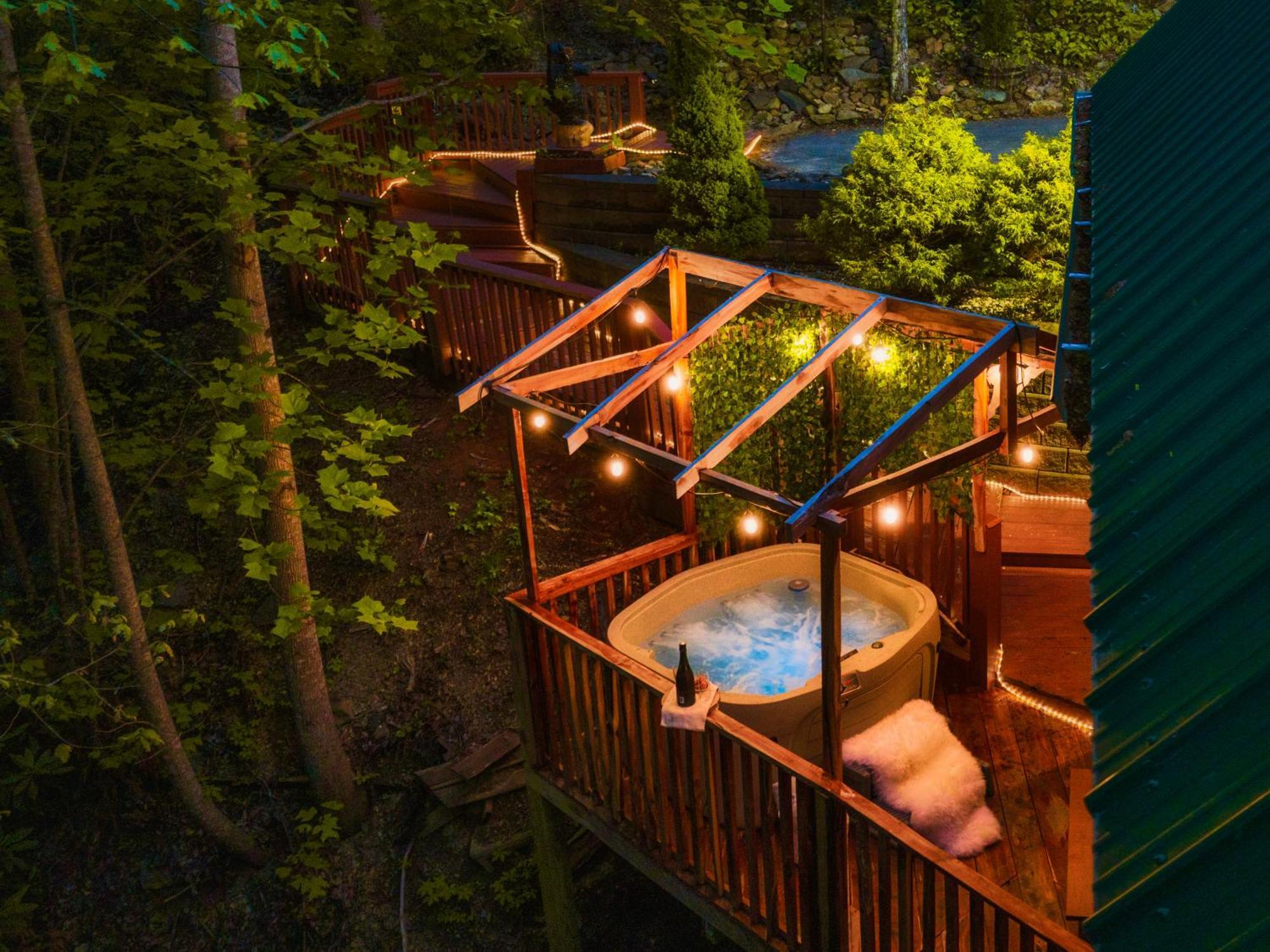 Cabin In A Gated Resort With Seasonal Resort Pool 비둘기 포지 외부 사진